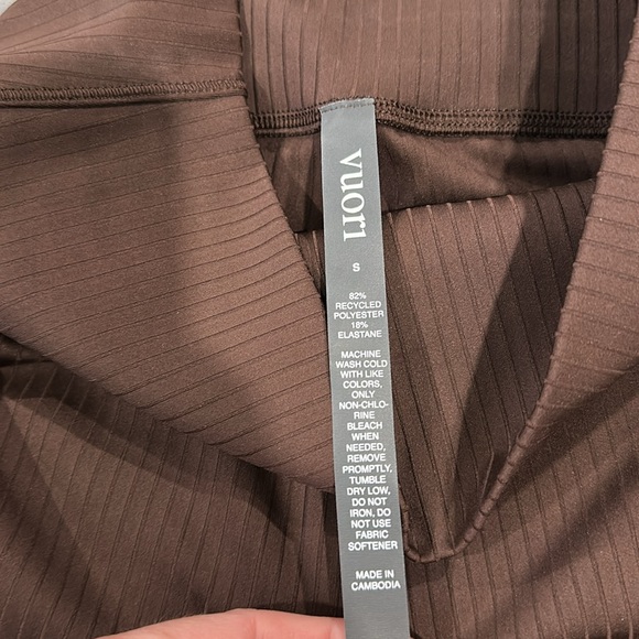 Vuori Inversion Rib Legging in Java size small - Picture 4 of 6